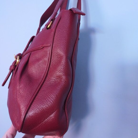 Etienne Aigner Purse Oxblood Red Pebbled Leather Big Buckle Shoulder Handbag - Picture 5 of 13